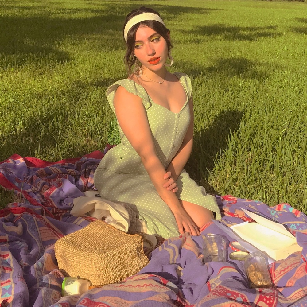 Meet your Posher, Andrea